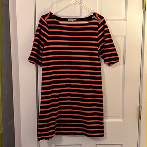 Gap - Size Medium - Short Sleeve Dress